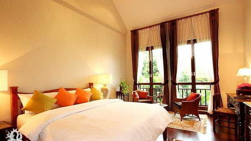 Baan Klang Wiang Boutique Hotel Τσιάνγκ Μάι Εξωτερικό φωτογραφία